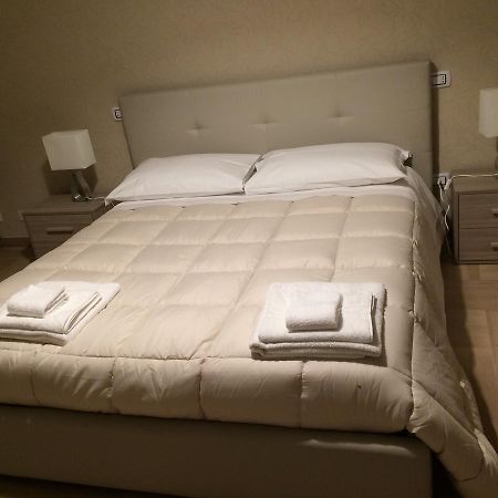 Casa Grace 2 Bed & Breakfast Bari Eksteriør bilde